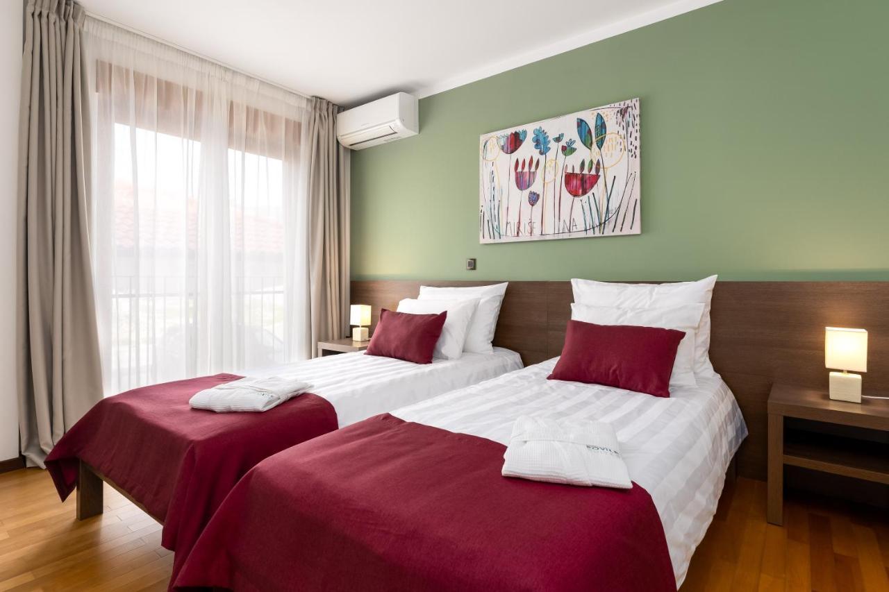 Povile Suites Екстер'єр фото