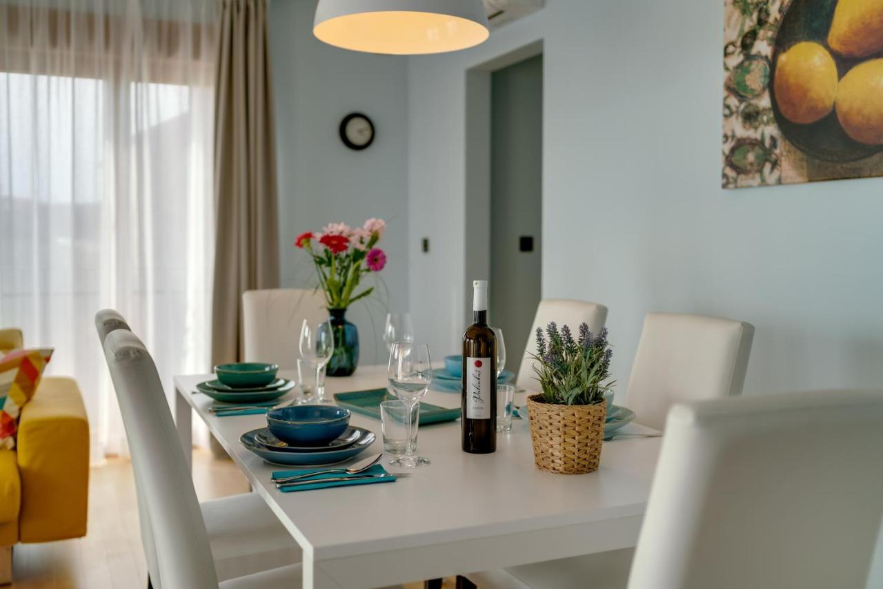 Povile Suites Екстер'єр фото